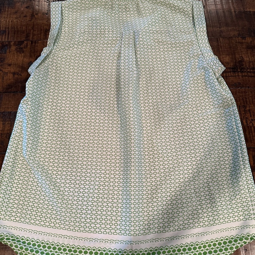 Green Patterned Sleeveless Blouse - image 2
